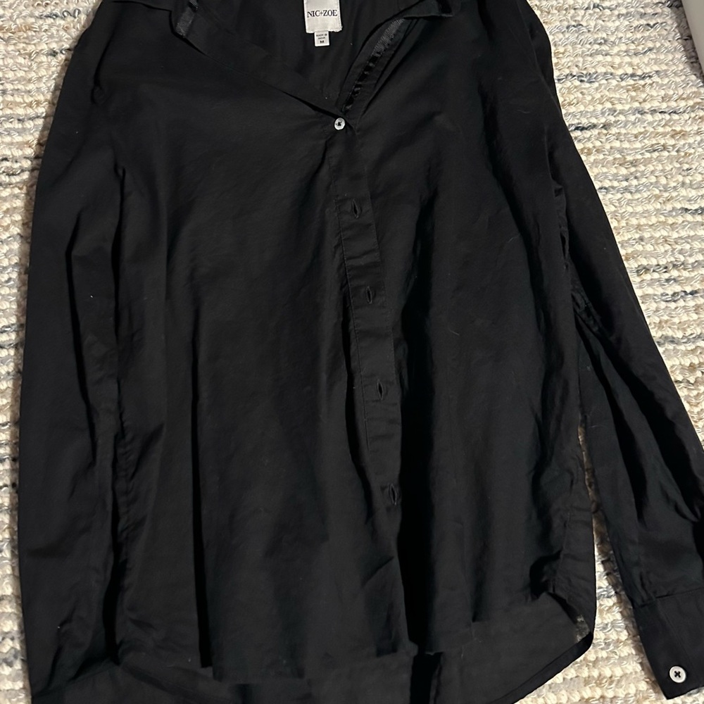 NIC+ZOE Women's Black Button Down Shirt